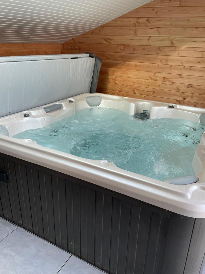 Magnifique Corps De Ferme Renove Avec Jacuzzi Villa Hillion Kültér fotó